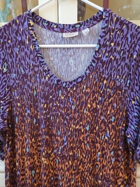 LOGO by Lori Goldstein Purple & Orange Animal Print Short Sleeve Tee